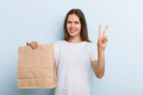Young Adult Woman Smiling Looking Happy Gesturing Victory Peace Delivery — ストック写真