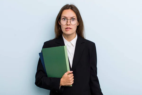 Young Adult Woman Looking Puzzled Confused University Student Concept — ストック写真
