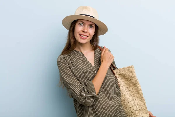 Young Adult Woman Feeling Happy Facing Challenge Celebrating Summer Concept — Stockfoto