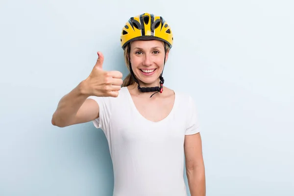 Blonde Young Adult Woman Feeling Proud Smiling Positively Thumbs Bike — Zdjęcie stockowe
