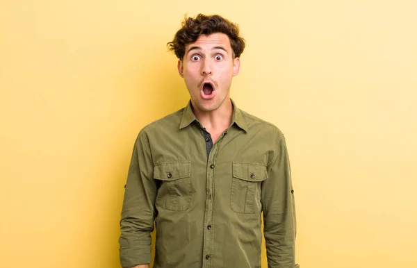 Young Handsome Man Looking Very Shocked Surprised Staring Open Mouth — Stock Photo, Image