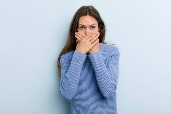 Young Adult Pretty Woman Covering Mouth Hands Shocked Surprised Expression — Stockfoto