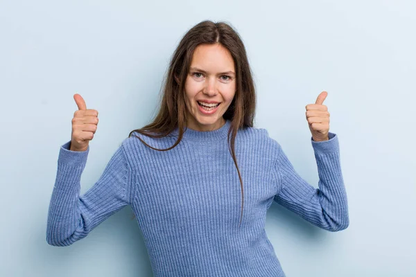 Young Adult Pretty Woman Feeling Happy Positive Successful Celebrating Victory — Stockfoto