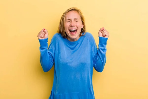 Young Adult Blonde Pretty Woman Looking Extremely Happy Surprised Celebrating — Stok Foto