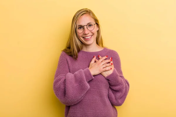 Young Adult Blonde Pretty Woman Feeling Romantic Happy Love Smiling — Stock Photo, Image