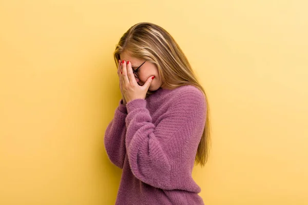 Young Adult Blonde Pretty Woman Covering Eyes Hands Sad Frustrated — Stock Photo, Image