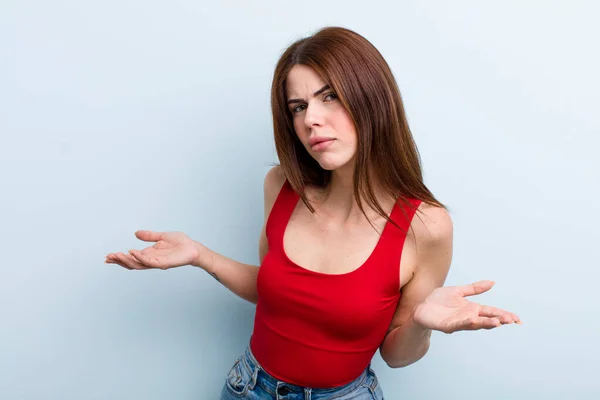 Young Adult Pretty Woman Feeling Clueless Confused Having Idea Absolutely — Foto Stock