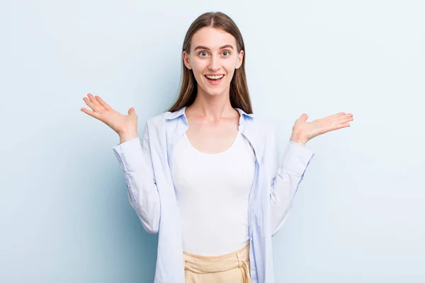 Young Adult Pretty Woman Feeling Happy Excited Surprised Shocked Smiling — Stockfoto