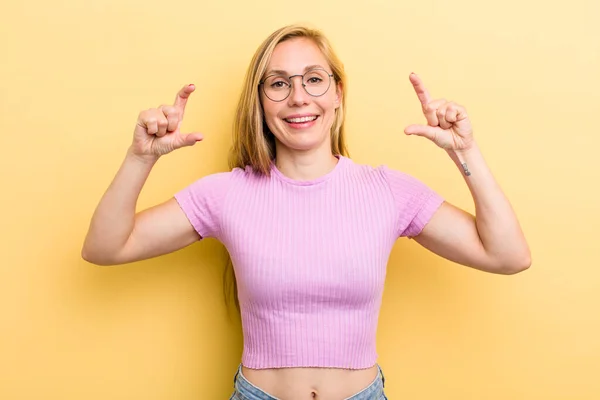 Young Adult Blonde Woman Framing Outlining Own Smile Both Hands — 图库照片