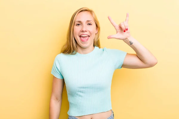 Young Adult Blonde Woman Feeling Happy Fun Confident Positive Rebellious — Stockfoto