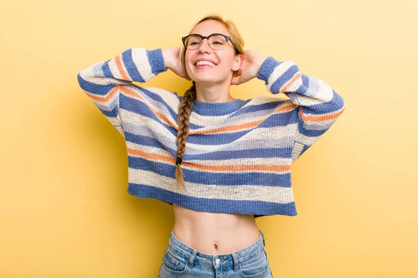 Young Adult Blonde Woman Smiling Feeling Relaxed Satisfied Carefree Laughing — Stockfoto