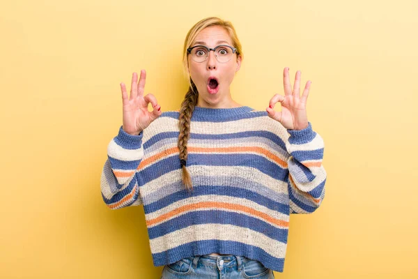 Young Adult Blonde Woman Feeling Shocked Amazed Surprised Showing Approval — Foto Stock