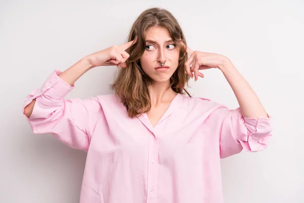 Teenager Young Girl Looking Concentrated Thinking Hard Idea Imagining Solution — Stockfoto