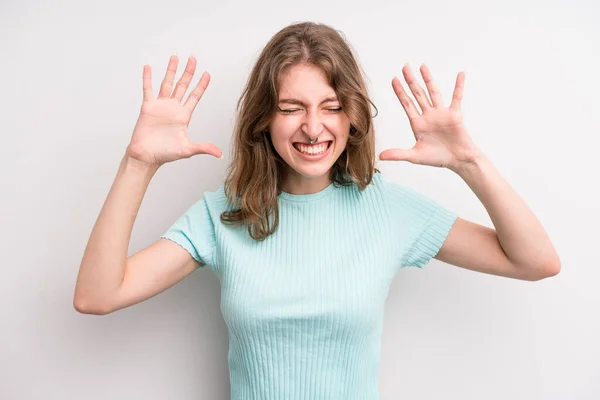 Teenager Young Girl Screaming Panic Anger Shocked Terrified Furious Hands — Stockfoto