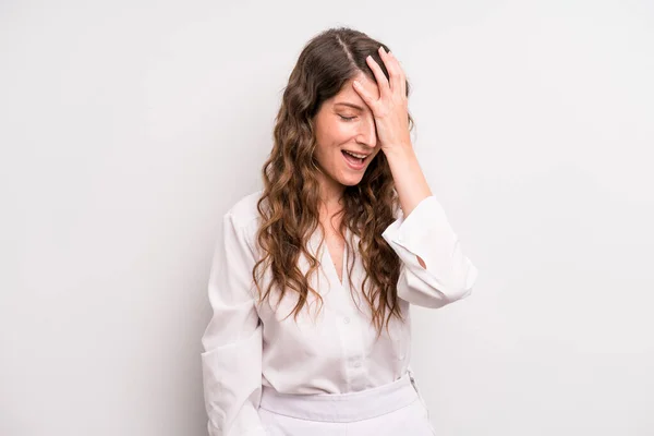 Young Adult Pretty Woman Laughing Slapping Forehead Saying Doh Forgot — Stock Photo, Image