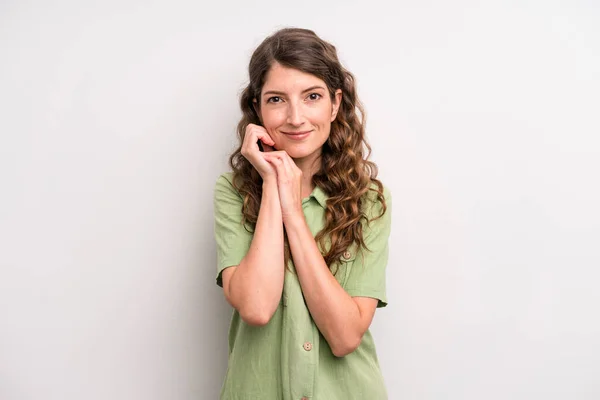 Jong Volwassene Mooi Vrouw Gevoel Liefde Zoek Schattig Schattig Gelukkig — Stockfoto