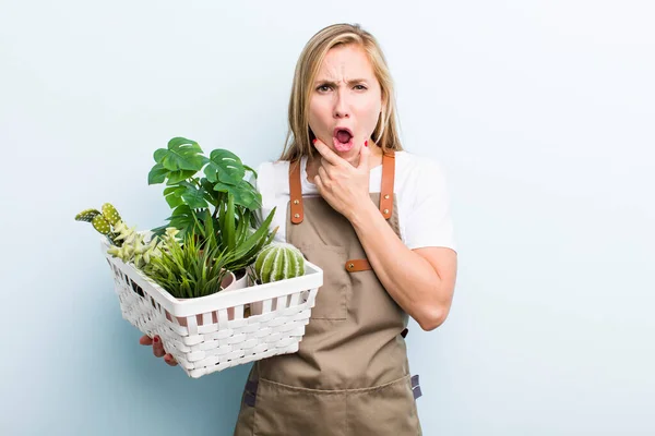 Young Blonde Woman Plants Gardering Concept — Foto Stock