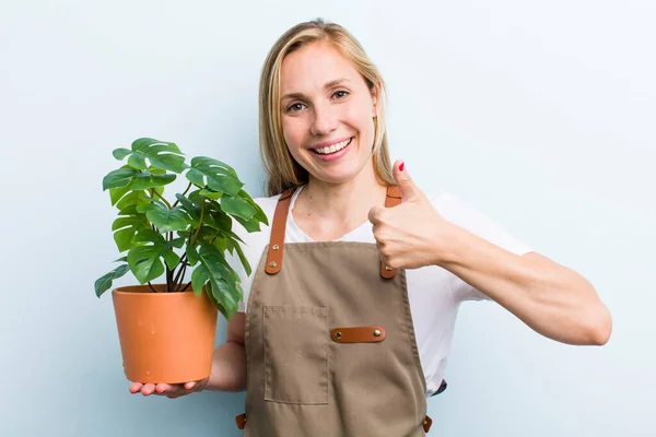 Young Blonde Woman Plants Gardering Concept — Fotografia de Stock