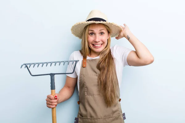 Young Blonde Woman Rake Farmer Concept — Stockfoto