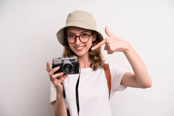 Young Girl Wphotographer Tourism Concept — Stok fotoğraf