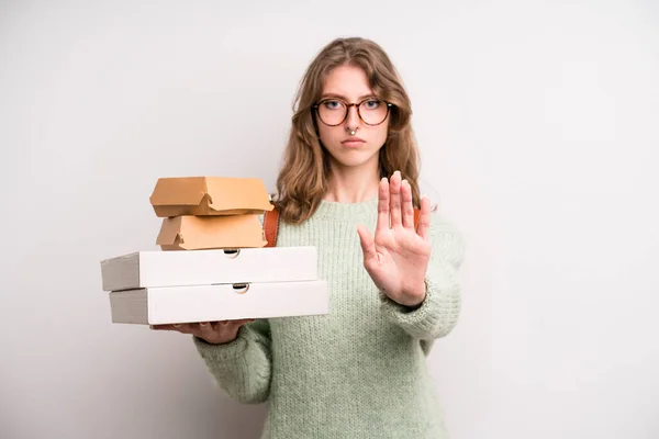 Young Girl Pizzas Burgers Take Away Fast Food Concept —  Fotos de Stock