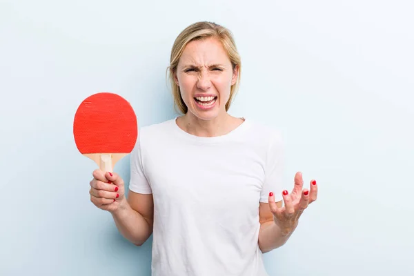 Blonde Pretty Woman Ping Pong Sport Concept — Stockfoto