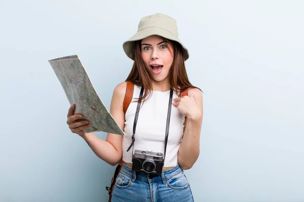 Young Adult Pretty Woman Tourist Concept — 图库照片