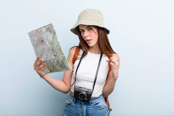 Молода Доросла Красива Жінка Туристична Концепція — стокове фото