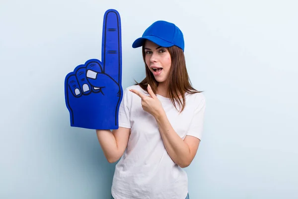 Young Adult Pretty Woman Number One Hand Fan — Stockfoto