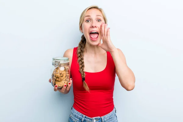 Young Adult Blonde Woman Home Made Cookies — Stock Fotó