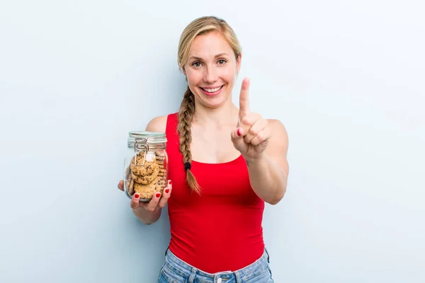 Young Adult Blonde Woman Home Made Cookies — Foto de Stock