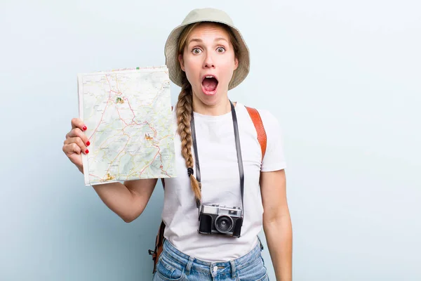 Young Adult Blonde Woman Tourist Map Concept — Stockfoto