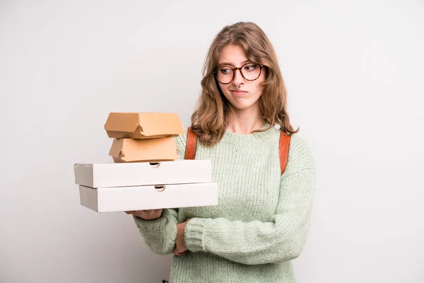 Teenager Girl Delivery Take Away Fast Food Concept — Stock Photo, Image