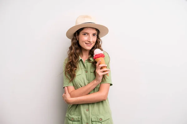 Young Adult Pretty Woman Summer Ice Cream Concept — Stock Photo, Image