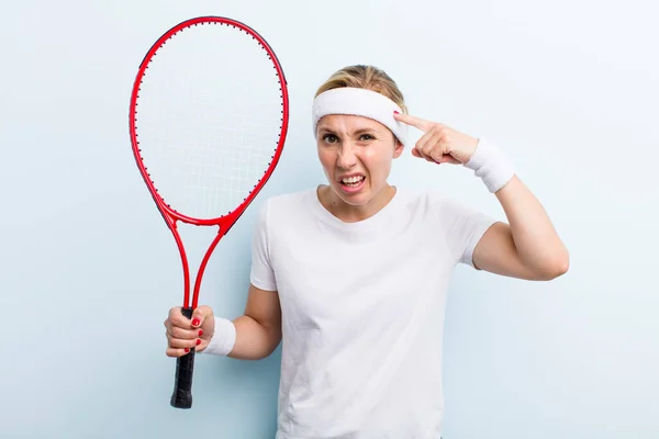 Pretty Blonde Young Adult Woman Tennis Sport Concept — ストック写真