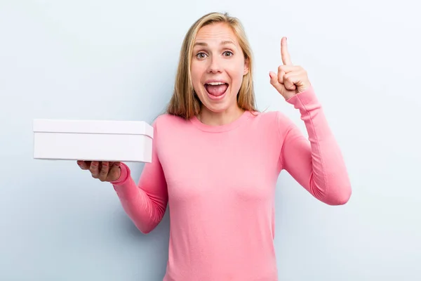 Pretty Blonde Young Adult Woman Take Away Pizza Box — Stock fotografie