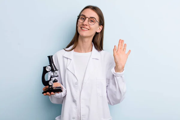 Jonge Volwassen Mooie Vrouw Wetenschappelijk Studentenconcept — Stockfoto