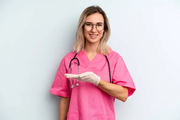 Blonde Woman Smiling Cheerfully Feeling Happy Showing Concept Nurse Concept — Zdjęcie stockowe