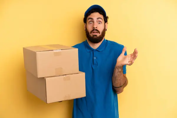 Young Man Amazed Shocked Astonished Unbelievable Surprise Company Employee Concept — Stock Photo, Image