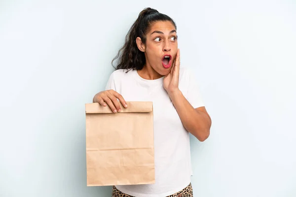 Hispanic Woman Feeling Happy Excited Surprised Take Away Concept — Fotografia de Stock