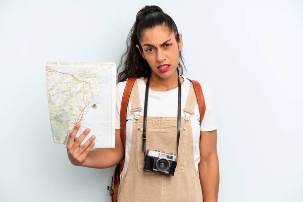 Hispanic Woman Feeling Puzzled Confused Tourist Map — 스톡 사진