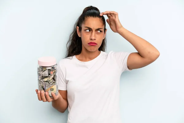 Hispanic Woman Feeling Puzzled Confused Scratching Head Savings Concept — Fotografia de Stock