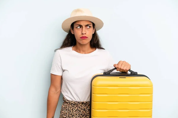 Hispanic Woman Feeling Sad Upset Angry Looking Side Summer Concept — Stockfoto