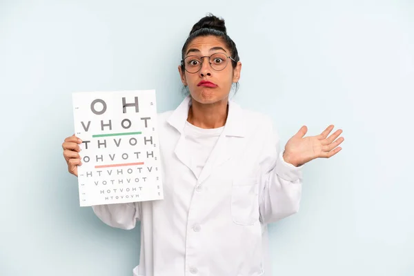 Hispanic Woman Feeling Puzzled Confused Doubting Optical Vision Test Concept — Fotografia de Stock