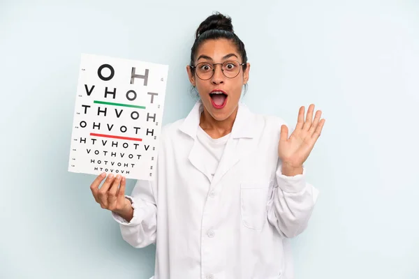 Hispanic Woman Feeling Happy Astonished Something Unbelievable Optical Vision Test — Stockfoto
