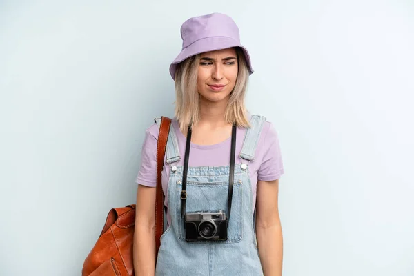 Blonde Woman Feeling Sad Upset Angry Looking Side Summer Tourist — Foto Stock