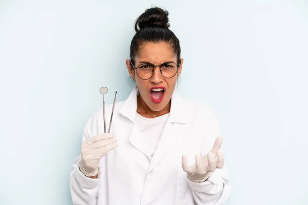 Hispanic Woman Looking Angry Annoyed Frustrated Dentist Concept — Stock Photo, Image