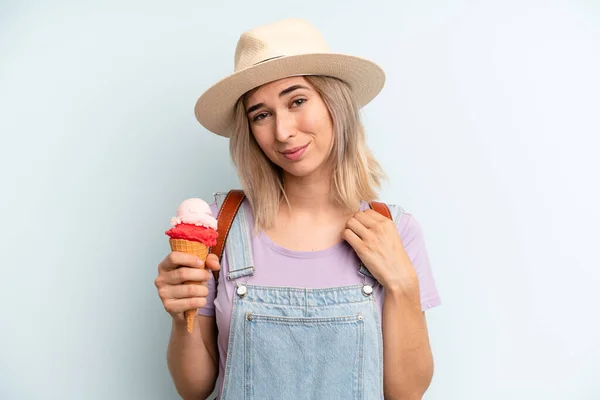 Blonde Woman Looking Arrogant Successful Positive Proud Ice Cream Summer — Stock Photo, Image