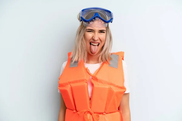 Blonde Woman Cheerful Rebellious Attitude Joking Sticking Tongue Out Life — Stock Photo, Image