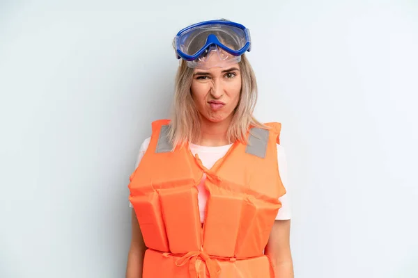 Blonde Woman Looking Puzzled Confused Life Jacket Summer Concept — Stock Photo, Image